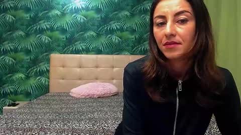 Stella John online show from January 19, 5:26 am