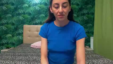 Snapshot of stella_john chatting on January 31, 4:36 am Stella John online show from January 31, 4:36 am