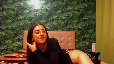 Stella John online show from December 2, 5:57 am