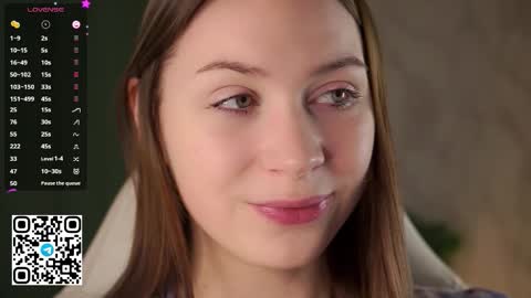 Stella online show from November 24, 11:10 am