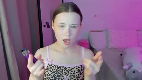 stella_sunny online show from February 12, 5:26 pm