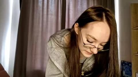 Stella online show from September 10, 7:19 am