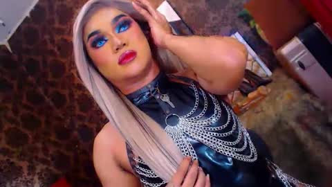 CALL ME STELLA online show from February 2, 12:46 pm