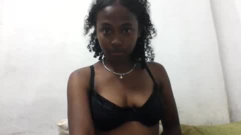 StellahJounett online show from May 9, 7:19 pm