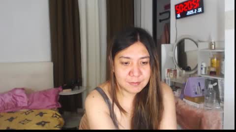 Stella online show from May 29, 4:05 pm