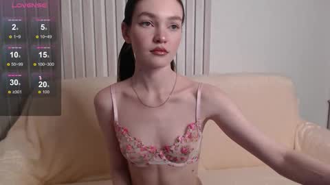 stellapayne online show from November 4, 11:59 pm