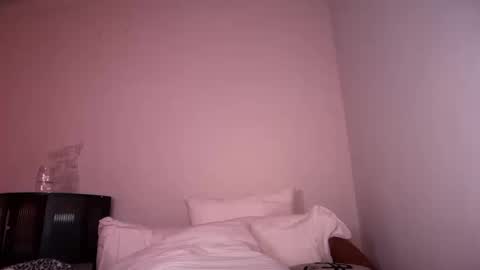 stellapearl online show from October 12, 7:46 pm