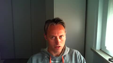 sten015 online show from May 11, 3:51 pm
