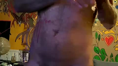 Snapshot of stenlyvrbich chatting on March 9, 4:16 am lee online show from March 9, 4:16 am