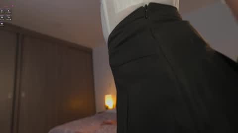 stephania_let online show from May 3, 2:12 pm