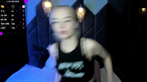 Stephanie Sea online show from January 21, 2:37 pm