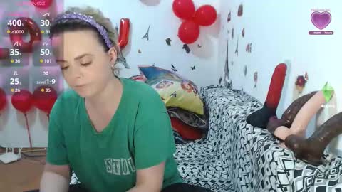 Stephanie   online show from March 18, 10:07 am