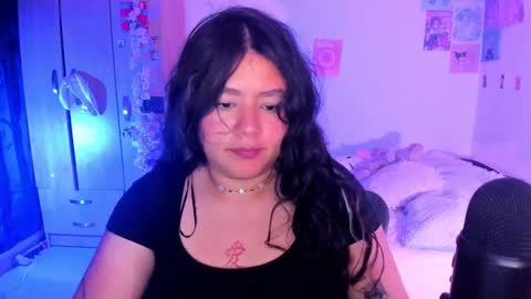 Stephanie  online show from February 20, 1:36 am