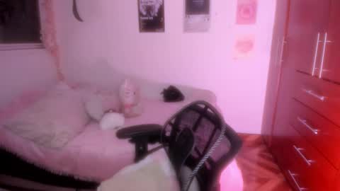 Stephanie  online show from January 14, 12:49 am