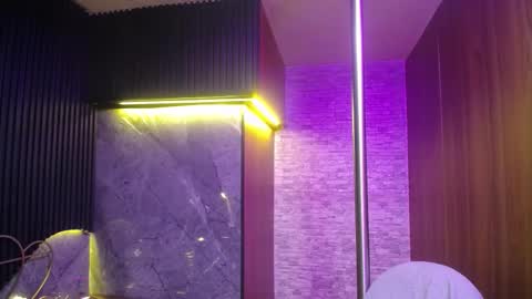 stephany_rodriguez_ online show from February 2, 12:15 pm