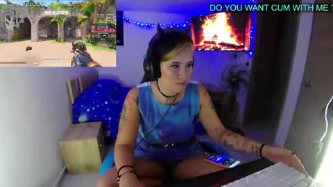 Snapshot of stephany_uwu chatting on December 8, 1:13 am Stephany independient model online show from December 8, 1:13 am