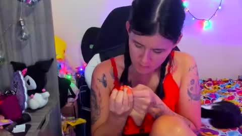 Snapshot of stephany_uwu chatting on October 15, 12:22 am Stephany independient model online show from October 15, 12:22 am