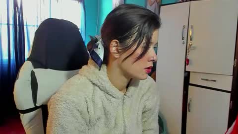 Stephany  independient model  online show from June 3, 1:36 pm
