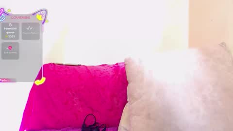 Snapshot of stephanyyx1 chatting on January 13, 5:29 pm stephanyyx1 online show from January 13, 5:29 pm