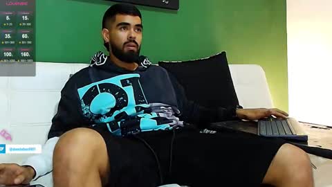    ................     online show from September 10, 4:12 am