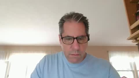 Snapshot of stephenhal9 chatting on October 31, 2:18 pm stephenhal9 online show from October 31, 2:18 pm