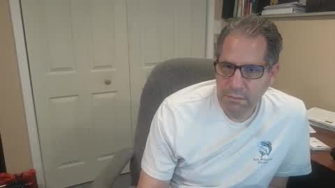 Snapshot of stephenhal9 chatting on November 16, 11:54 pm stephenhal9 online show from November 16, 11:54 pm