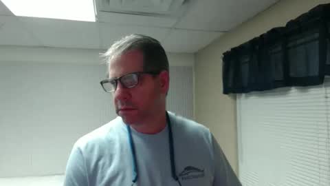 Snapshot of stephenhal9 chatting on November 23, 10:53 pm stephenhal9 online show from November 23, 10:53 pm