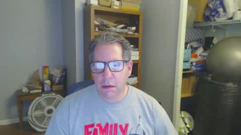 stephenhal9 online show from March 9, 3:43 am