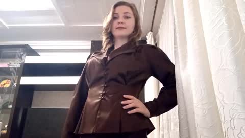 Stephanie online show from January 10, 5:26 pm