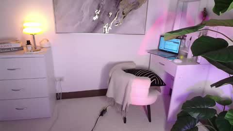 Steph online show from March 18, 9:56 am