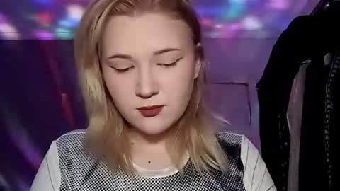 Snapshot of stesha447163 chatting on March 15, 12:11 pm stesha447163 online show from March 15, 12:11 pm