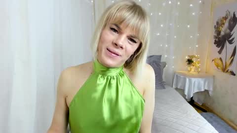 Alice online show from December 22, 12:24 pm