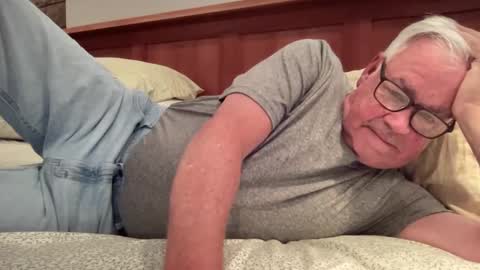 Steve online show from October 19, 11:49 pm