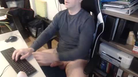 steve_oo8 online show from March 24, 11:26 am