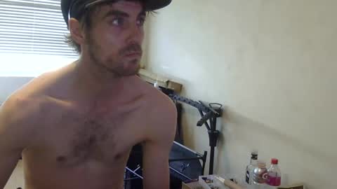 Snapshot of steveaussie chatting on December 8, 5:07 am Australian420 online show from December 8, 5:07 am