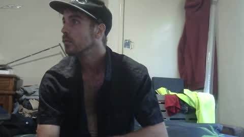 Snapshot of steveaussie chatting on February 3, 9:41 am Australian420 online show from February 3, 9:41 am