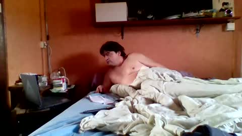 Snapshot of stevefromfrance chatting on February 19, 8:33 am stevefromfrance online show from February 19, 8:33 am