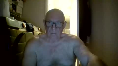 stevejons47 online show from March 14, 12:17 am