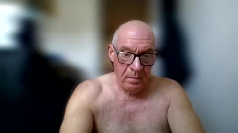 stevejons47 online show from July 21, 3:14 pm