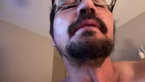 Snapshot of stevel84 chatting on August 9, 12:21 pm stevel84 online show from August 9, 12:21 pm