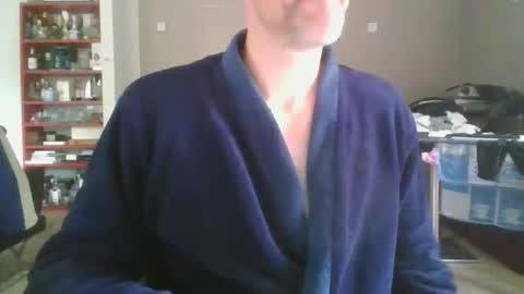 steven123456785857 online show from October 16, 7:53 am