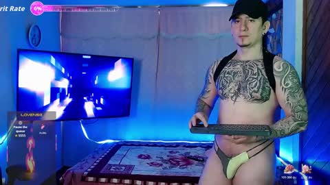 Snapshot of steven__tayler chatting on March 29, 10:54 pm Steven Tayler online show from March 29, 10:54 pm