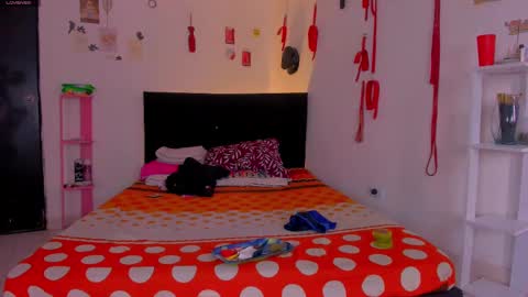 Snapshot of stevenfortaniax chatting on September 18, 9:28 pm TANIA-STEVEN online show from September 18, 9:28 pm