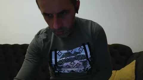 Snapshot of stevenpit chatting on February 26, 6:54 pm stevenpit online show from February 26, 6:54 pm