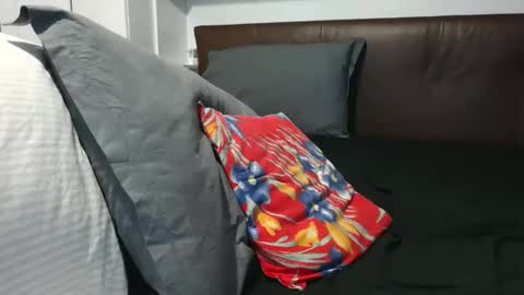 stevenpit online show from May 5, 4:59 pm