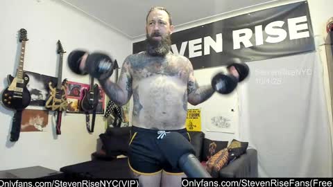 Snapshot of stevenrisenyc chatting on October 6, 12:19 am StevenRiseNYC online show from October 6, 12:19 am