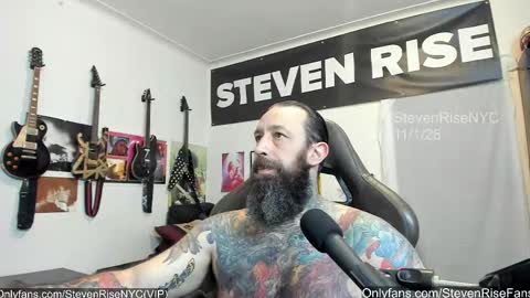 Snapshot of stevenrisenyc chatting on November 2, 12:35 am StevenRiseNYC online show from November 2, 12:35 am