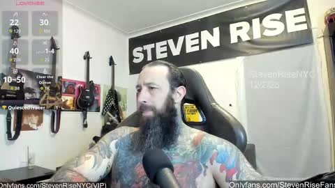 Snapshot of stevenrisenyc chatting on December 3, 2:41 am StevenRiseNYC online show from December 3, 2:41 am