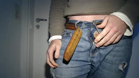 Snapshot of steveo_85 chatting on January 18, 12:04 pm white beef online show from January 18, 12:04 pm