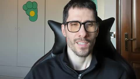 Snapshot of stevex870 chatting on March 4, 3:15 pm Steve online show from March 4, 3:15 pm